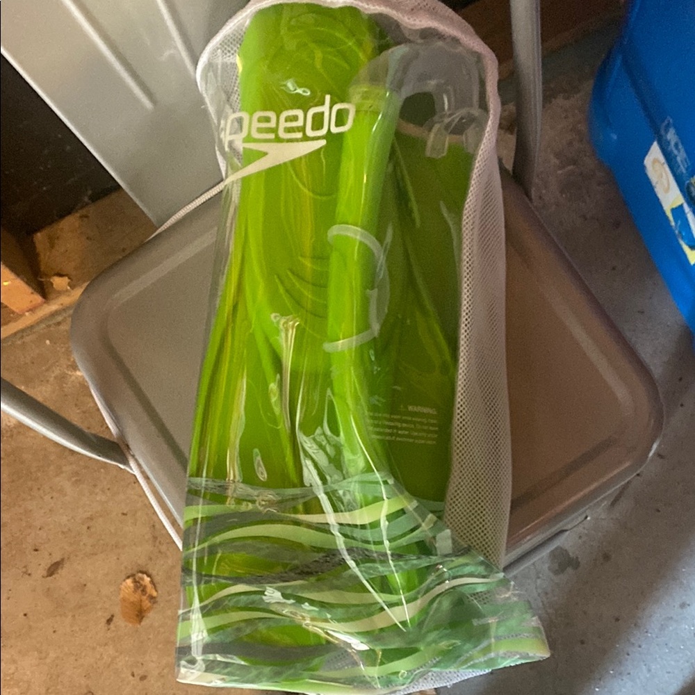 Speedo Lime Green Swim Fins Mask and Snorkel New